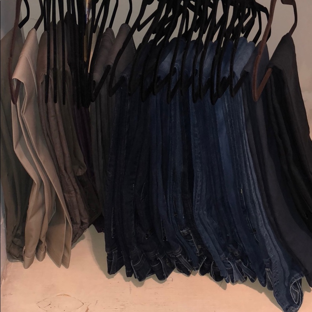Tons of jeans size 28,29,30
